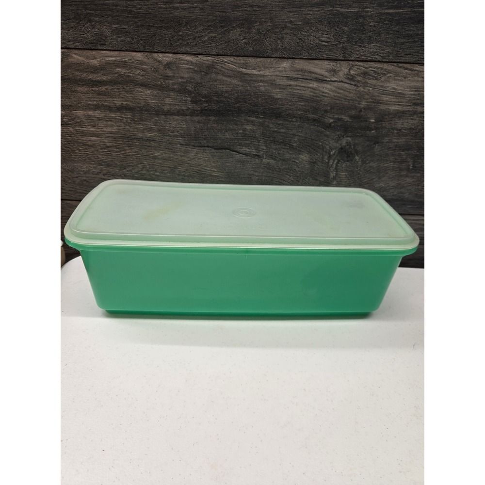 Vintage Tupperware Celery Keeper Jadeite Green 782-5 with Grid Insert and Lid